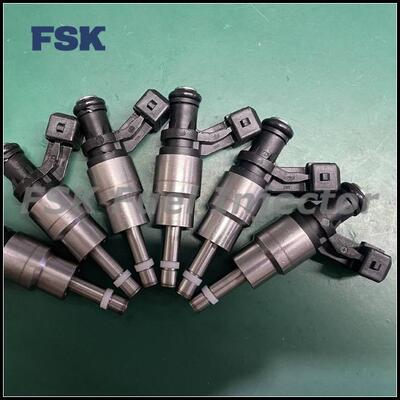 0261500008 Fuel Injector For BMW 760Li E66 F02 And Rolls-Royce Phantom