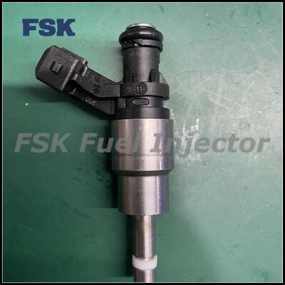 0261500008 Fuel Injector For BMW 760Li E66 F02 And Rolls-Royce Phantom