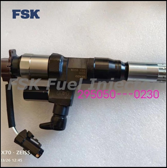 Auto Diesel Nozzle 0445110355 Common Rail Diesel Injection 0445110217 For BOSCH