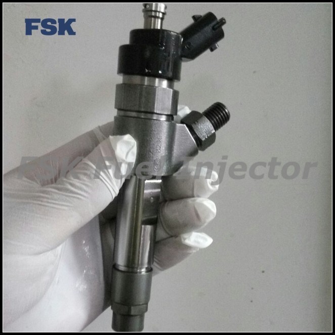 0445110422 Common Rail Injector 0445110511 0445120002 Suitable For IVECO