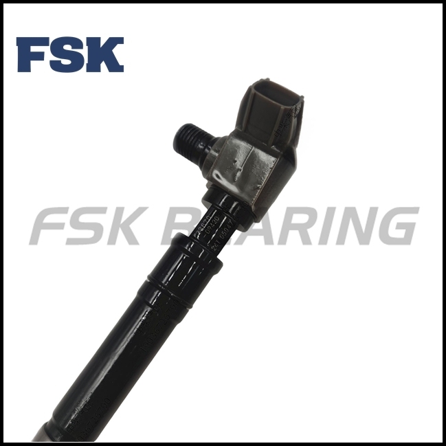 Common Rail Injector Assy 236700E010 For DENSO Toyota Hilux Revo