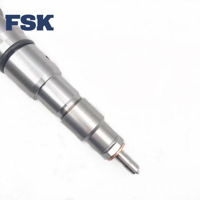 Injector Nozzle Xichai 0445120262 0445120396 Fuel Common Rail Injector 120 Series