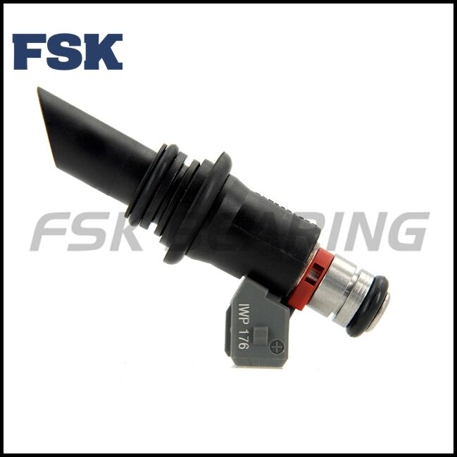 Long Life IWP176 Fuel Injectors For Volkswagen Focus Golf With Gcr15 Chrome Steel