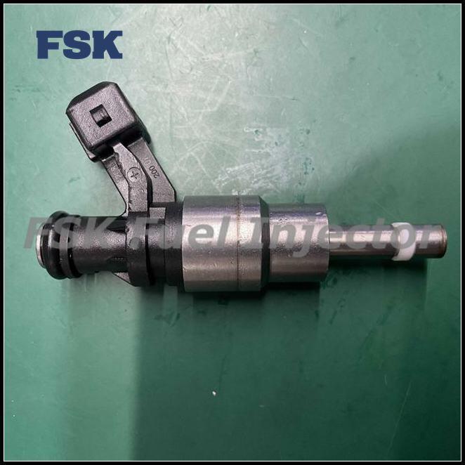 0261500008 Fuel Injector For BMW 760Li E66 F02 And Rolls-Royce Phantom