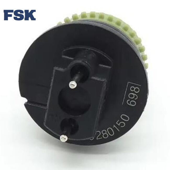 High Quality 0280150698 Automotive Parts Engine Oil Pump Injector Nozzle For Renault 19 VW Golf 1.8