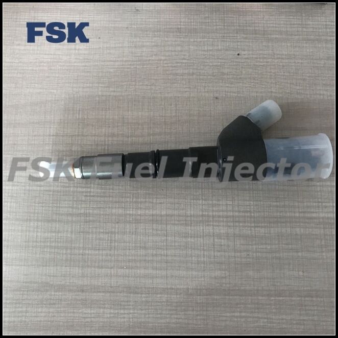 0445120067 Fuel Common Rail CR Diesel Injector Compatible For Excavator