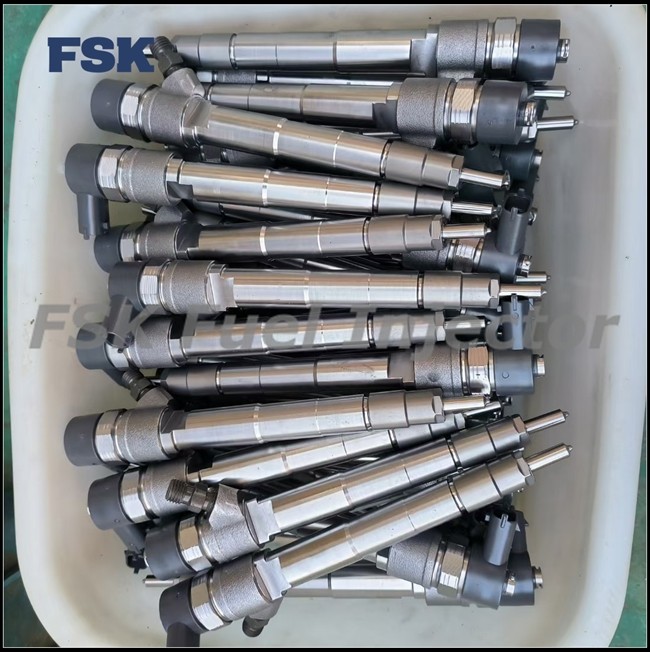 23670-0L020 DENSO Fuel Injectors 23670-30370 23670-0L050 095000-829# 095000-822