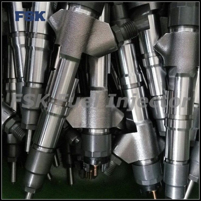 Fuel Injector Assembly 0445110631 0445110694 0445110710 Applicable To DLLA150P2439