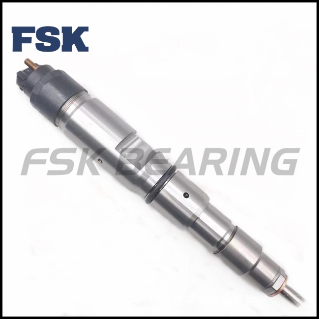 Injector Nozzle Xichai 0445120262 0445120396 Fuel Common Rail Injector 120 Series