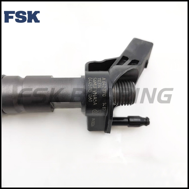 Common Rail Fuel Injector 0445115060 Common Rail Fuel Injector For Mercedes Benz