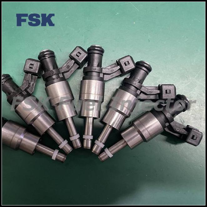 0261500008 Fuel Injector For BMW 760Li E66 F02 And Rolls-Royce Phantom