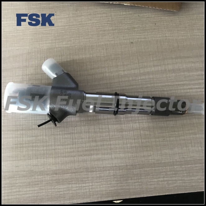 0445120224 Common Rail Truck Fuel Injector For Weichai